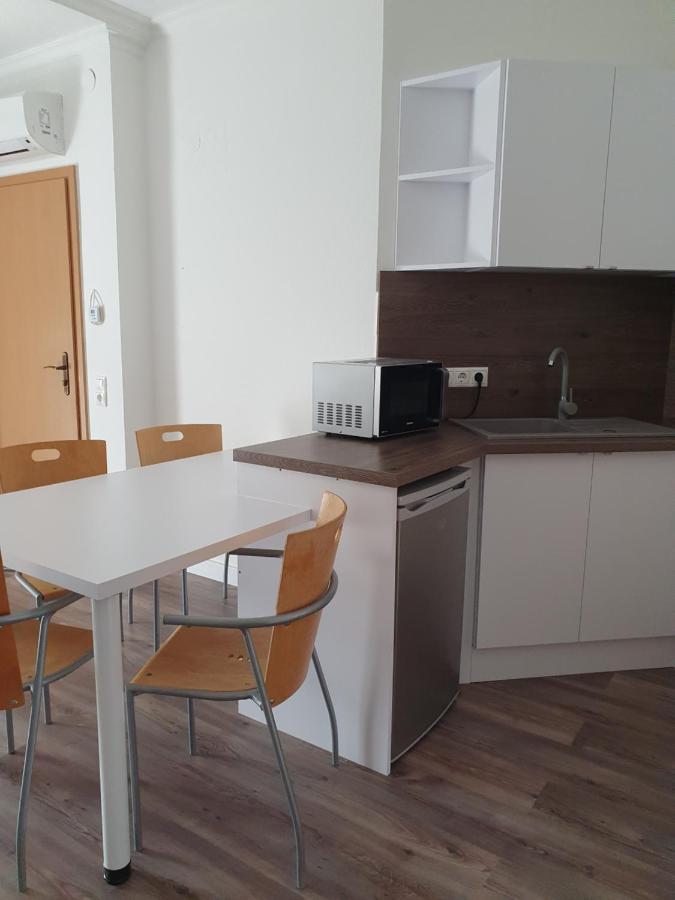 Maja Apartmanhaz Балатонлелле Экстерьер фото